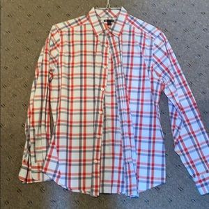 Gap Men’s Medium Button Down